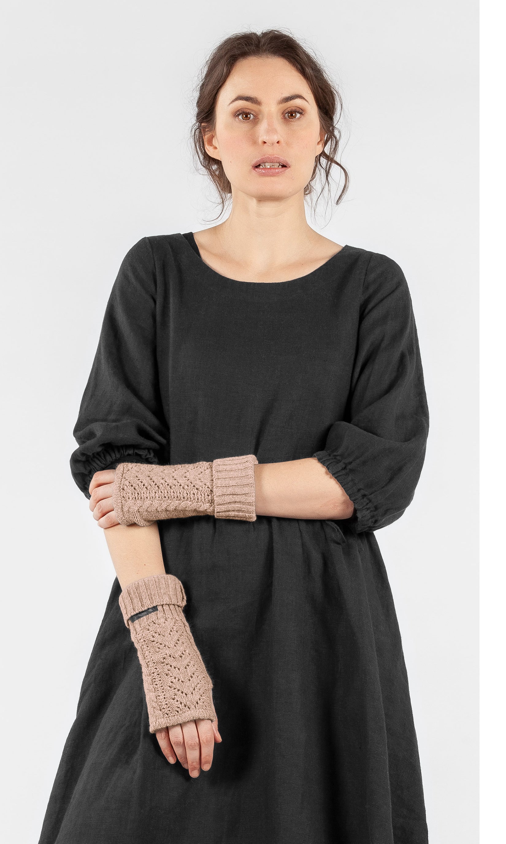 Torgvantar i ull, beige - Olars Ulla
