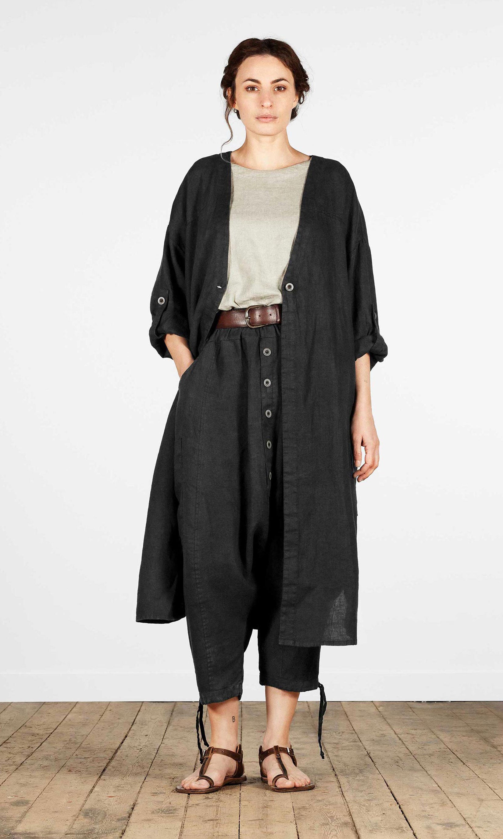 Linnekaftan med enkel knapp