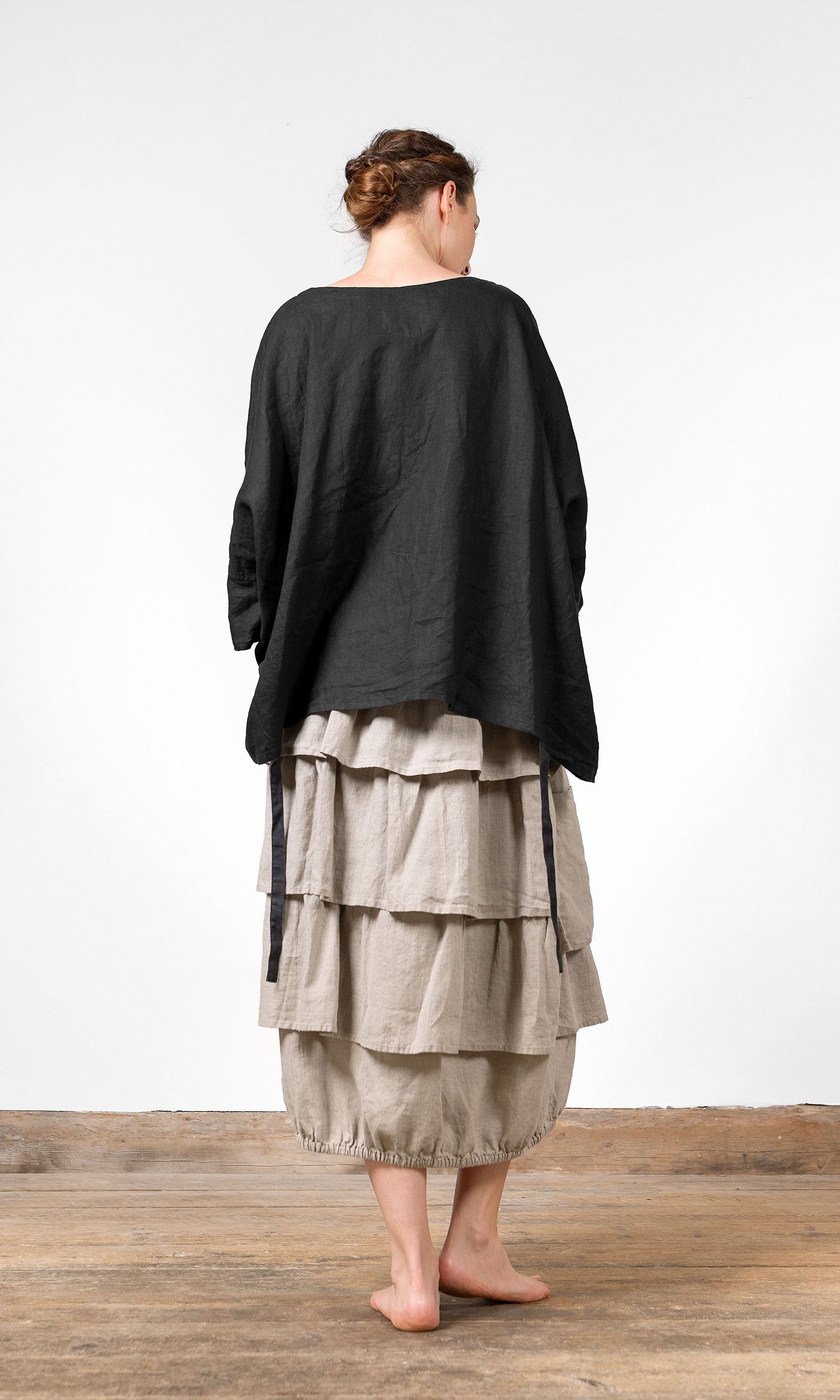 Oversize linnetopp, svart - Olars Ulla