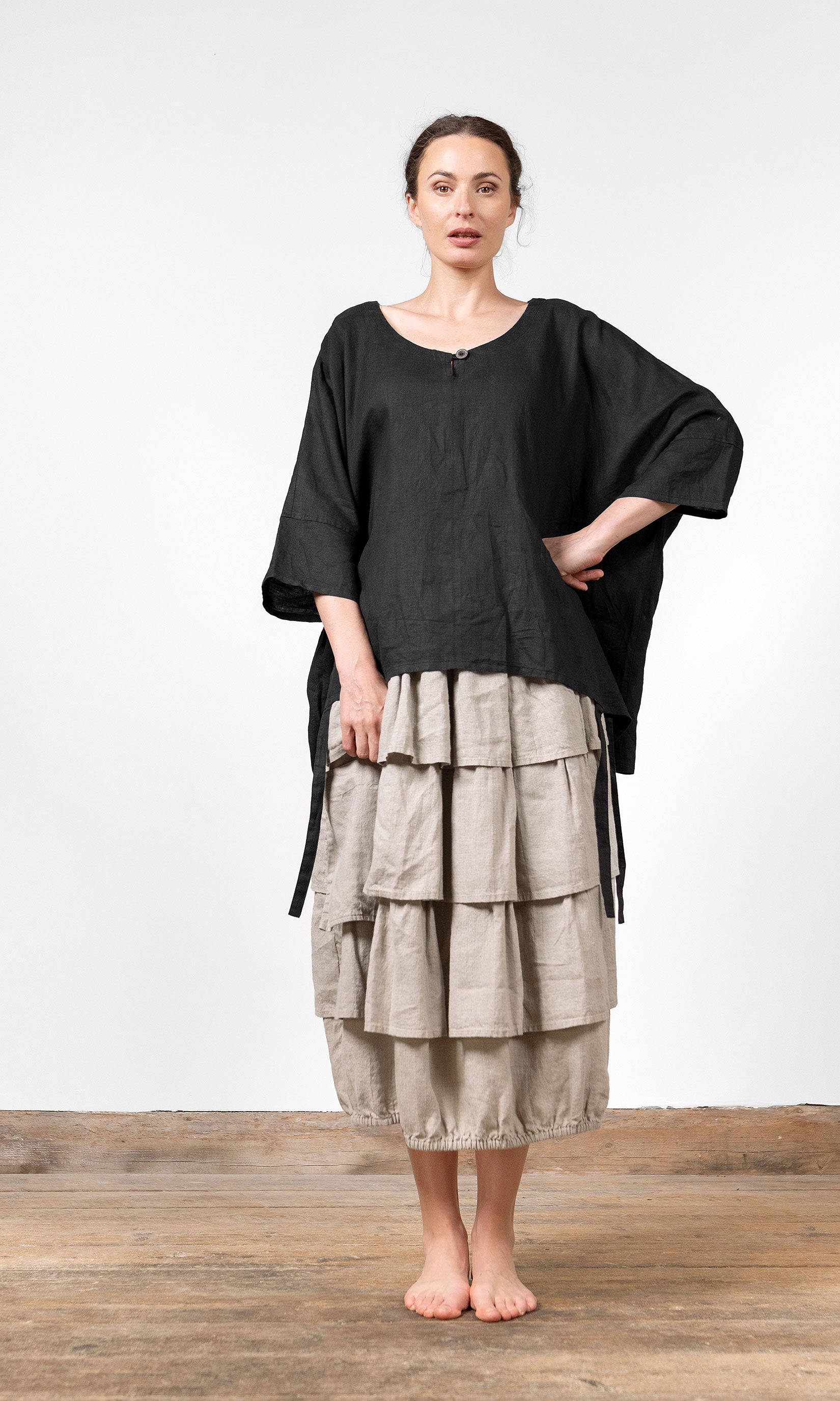Oversize linnetopp, svart - Olars Ulla