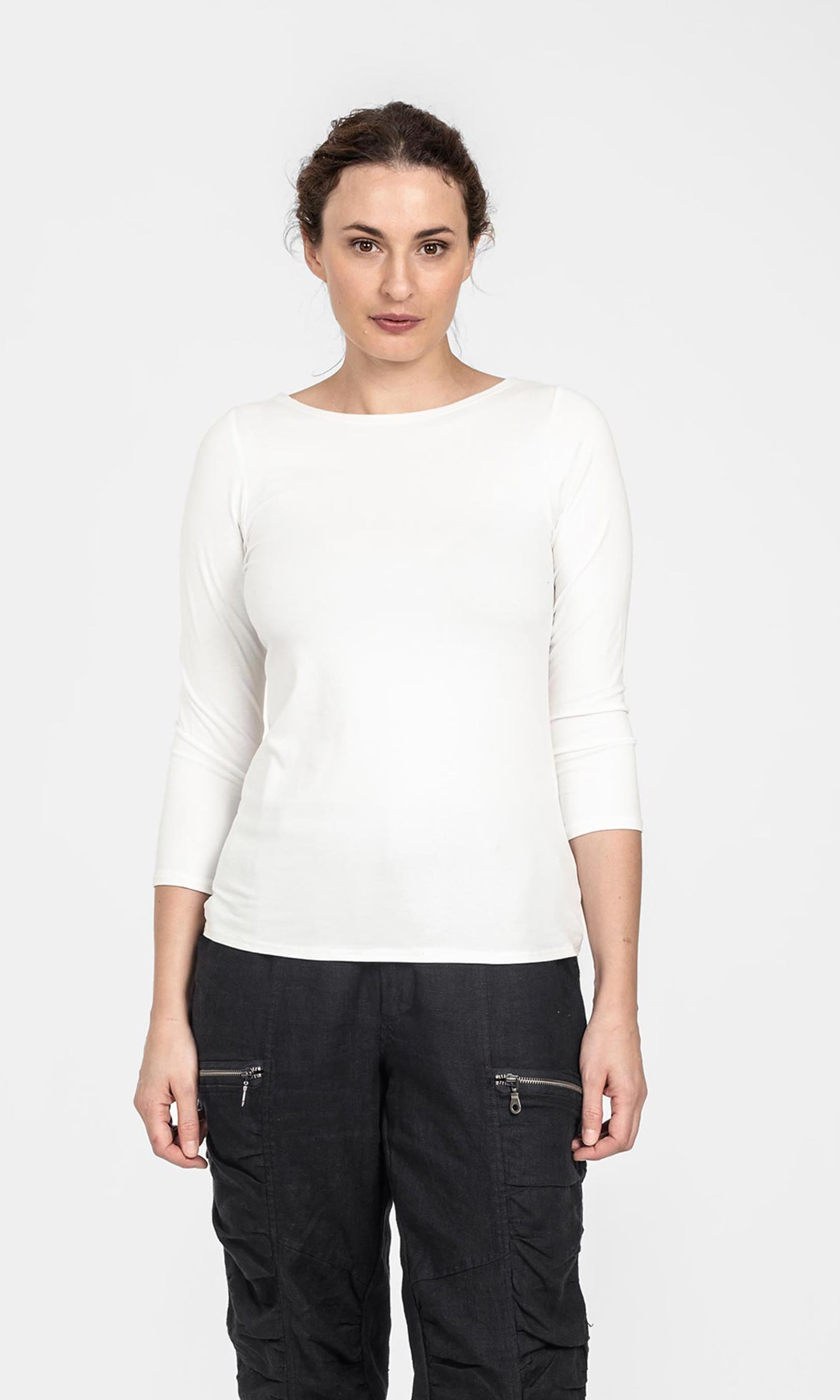 T-shirt med 3/4-ärm och båtringning i viskos, vit - Olars Ulla