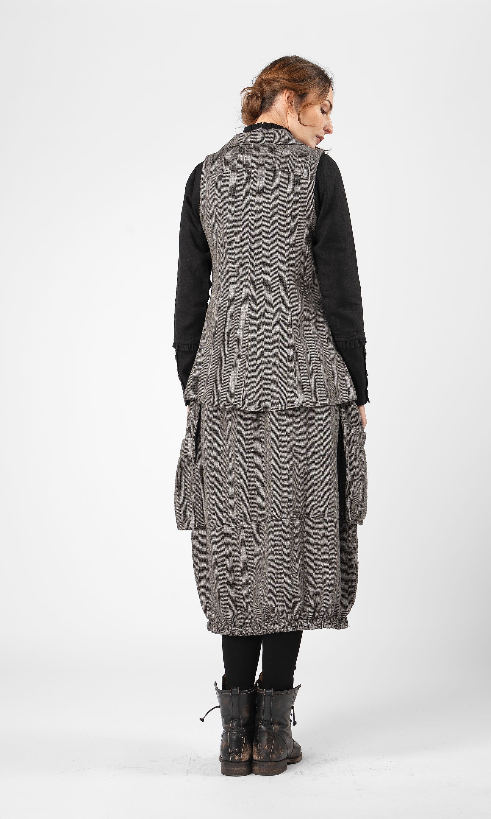 Linneväst med slag, figursydd, fiskbensmönstrad - Olars Ulla