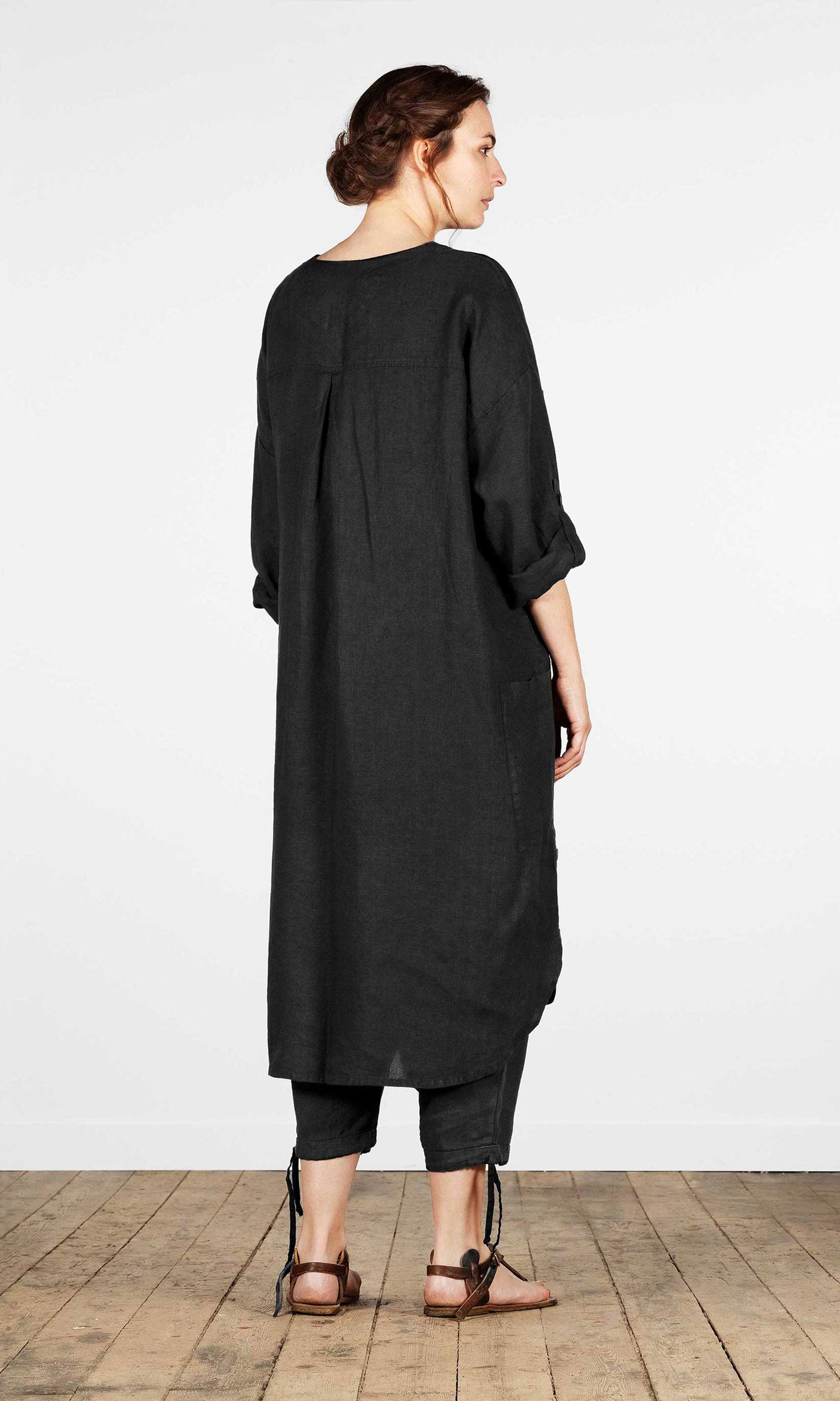 Linnekaftan med enkel knapp