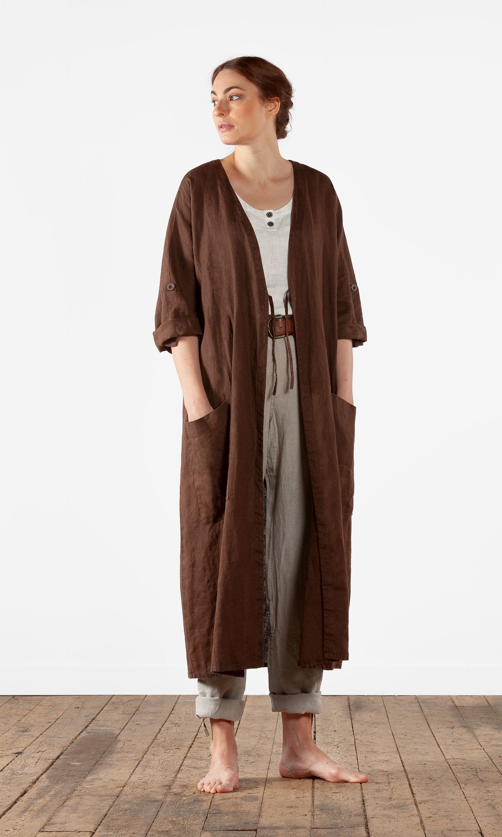 Kaftan i linne med knytning, brun - Olars Ulla