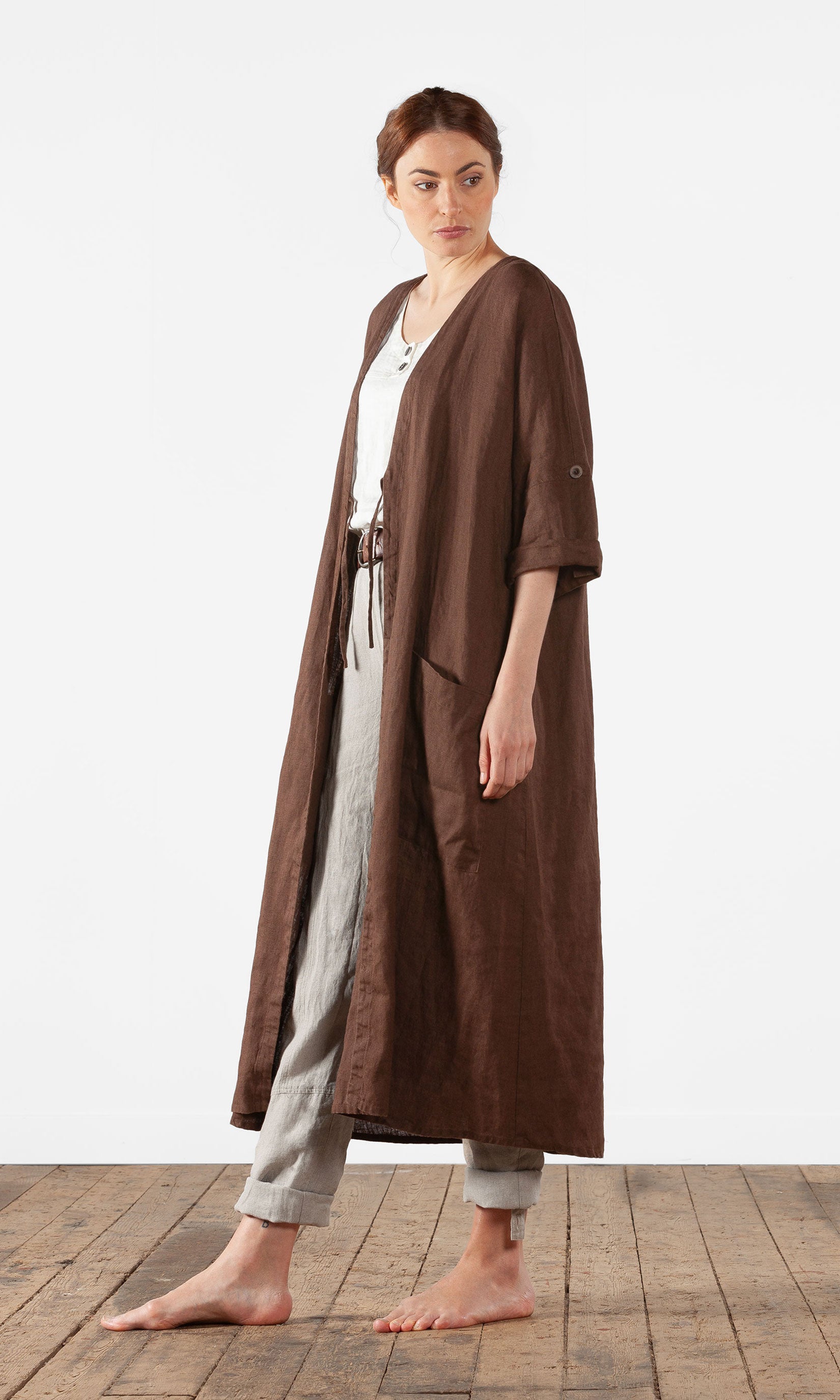 Kaftan i linne med knytning, brun - Olars Ulla