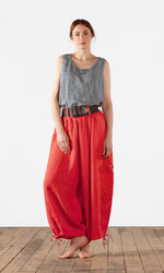 Leinenhose mit Kordelzug und zusätzlicher Weite