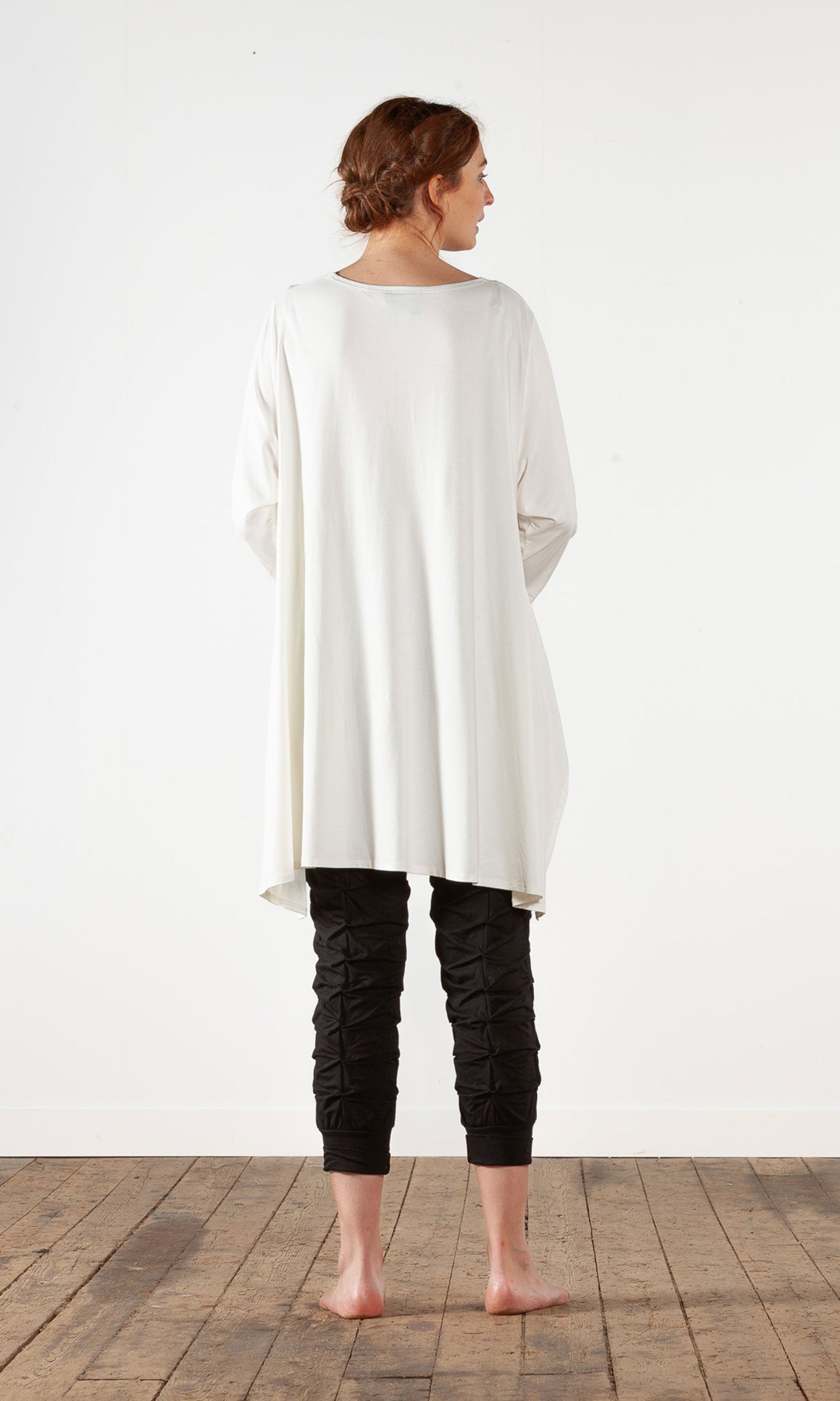 Viskostunika med 3/4 ärm, oversize, vit - Olars Ulla