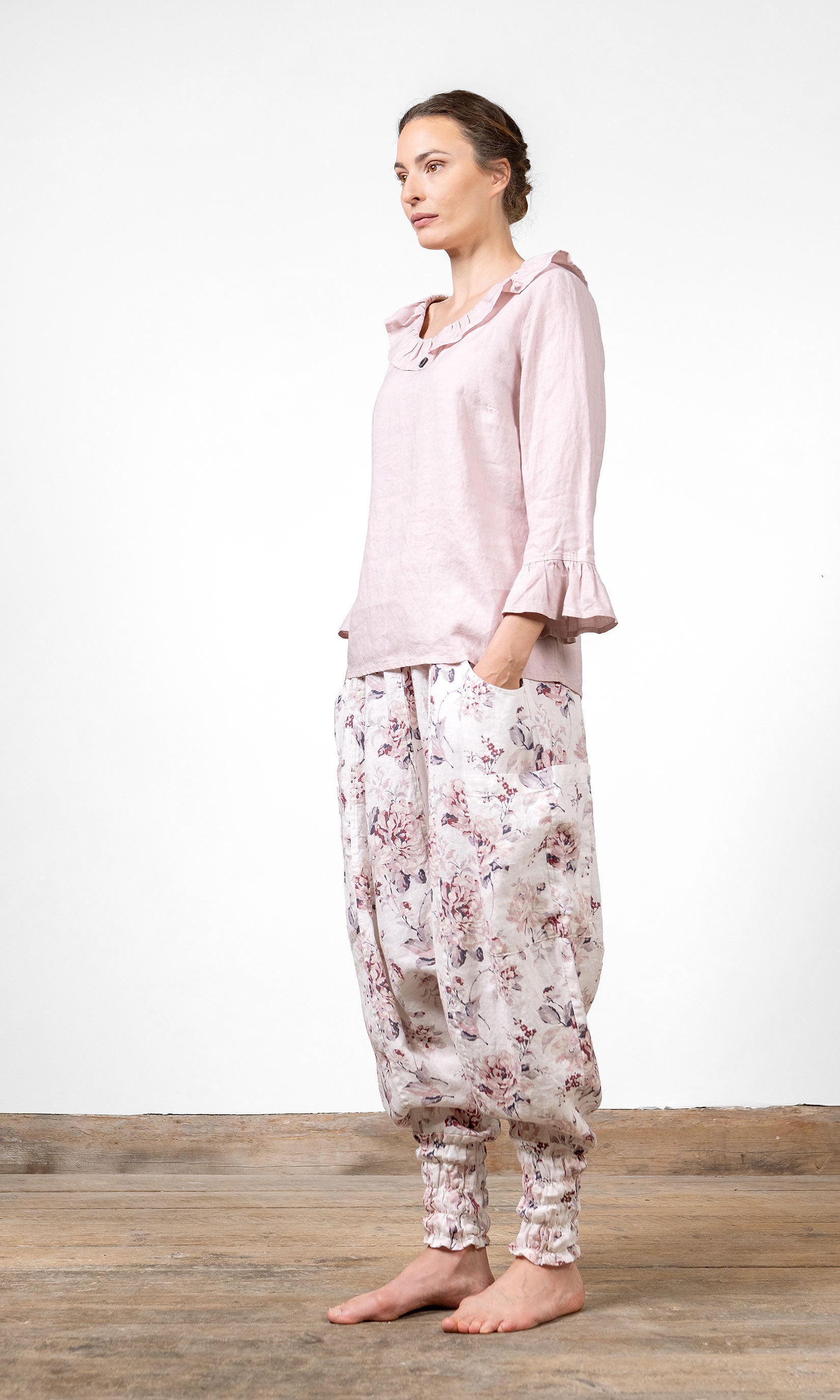 Linneblus med volanger, rak modell, rosa - Olars Ulla